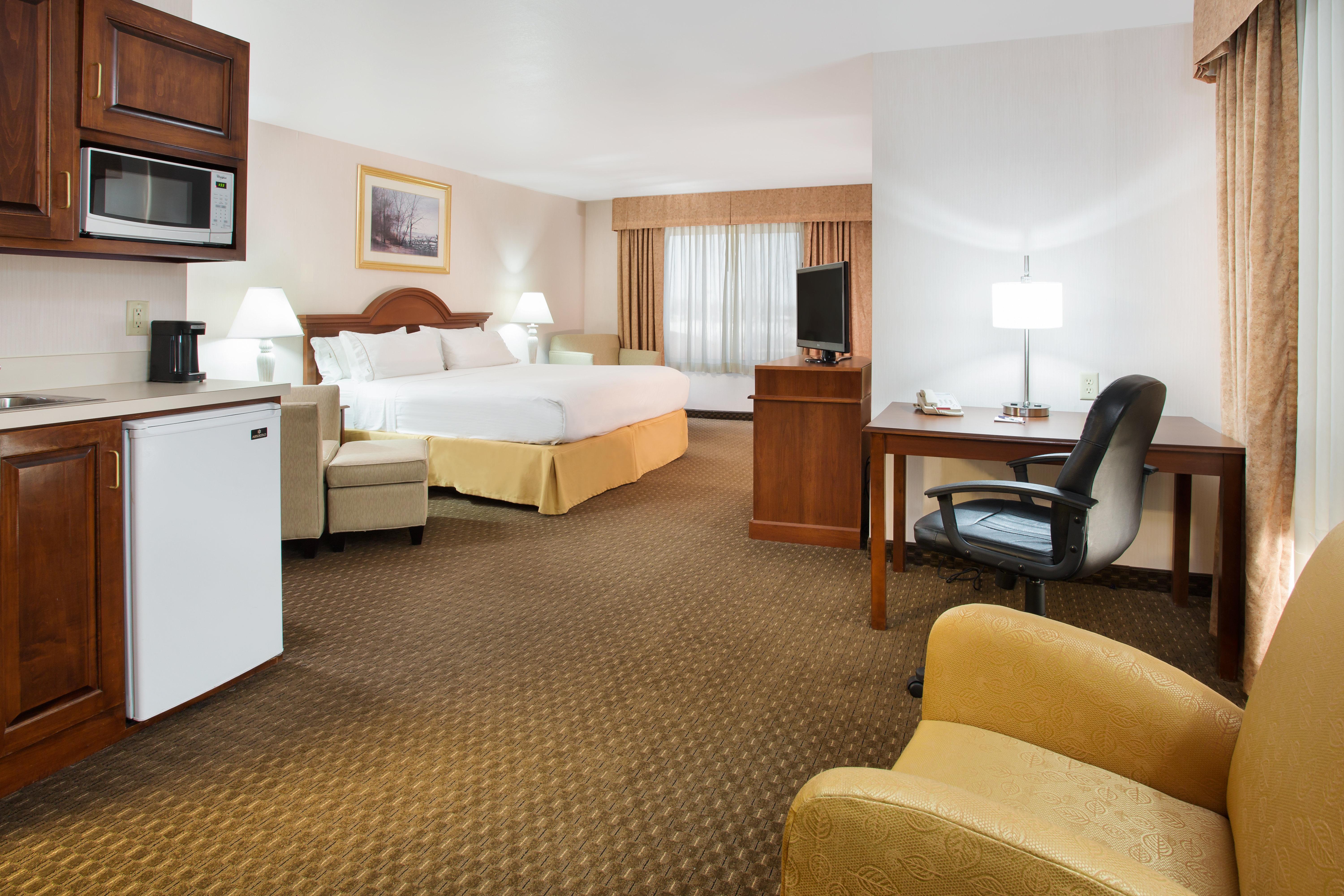 Holiday Inn Express Hotel & Suites Marion By Ihg Exterior foto